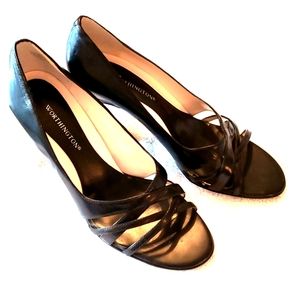 Worthington  black pumps